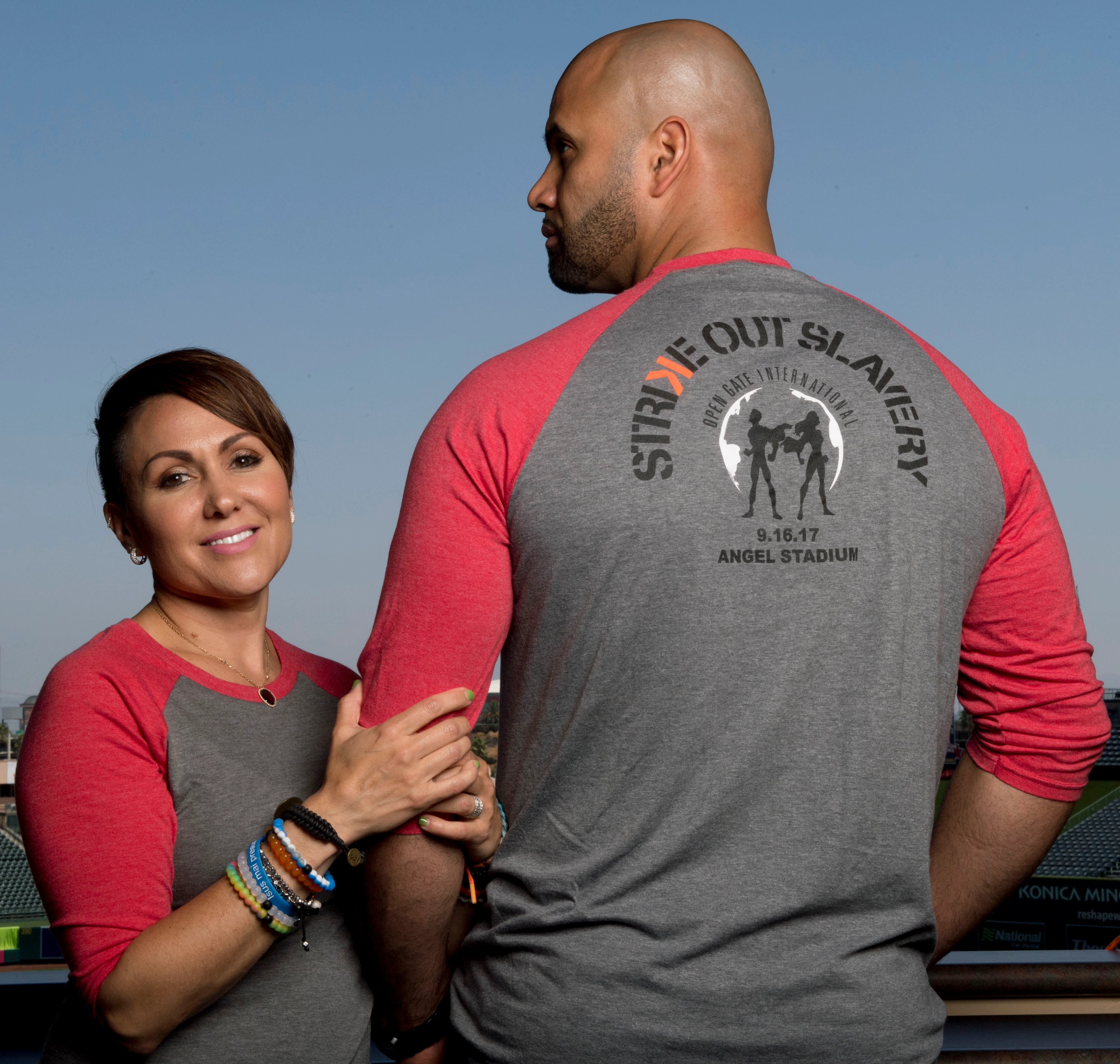 Deidre Pujols y su mensaje para Albert Pujols al iniciar el Opening Day