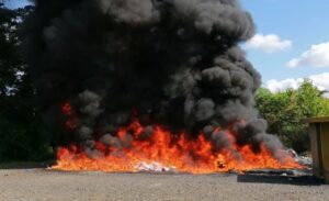 Autoridades incineran cargamento de 1,336 kilogramos de drogas