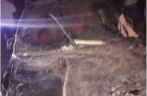 Conductor de carro choca contra una vivienda y mata a su propietario en Monte Plata