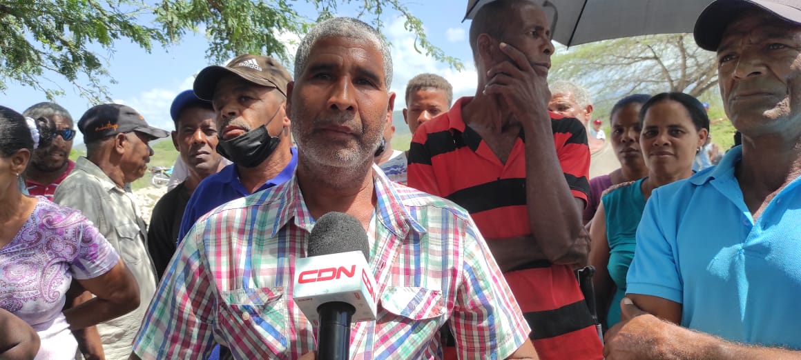Varios heridos y cuatro personas detenidas, tras desalojo en Villa Jaragua