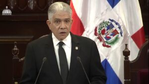 Eduardo Estrella: no se debe temer a reforma constitucional 