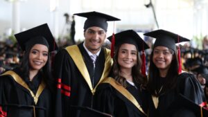 PUCMM celebra septuagésima segunda graduación