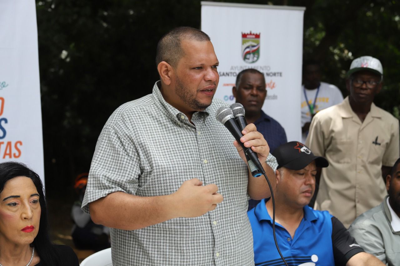 Alcalde Carlos Guzmán declara que eliminarán todas las paradas de motocicletas que no estén registradas