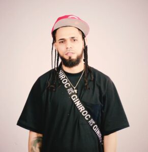 Chrisfrezh se destaca como director creativo y productor