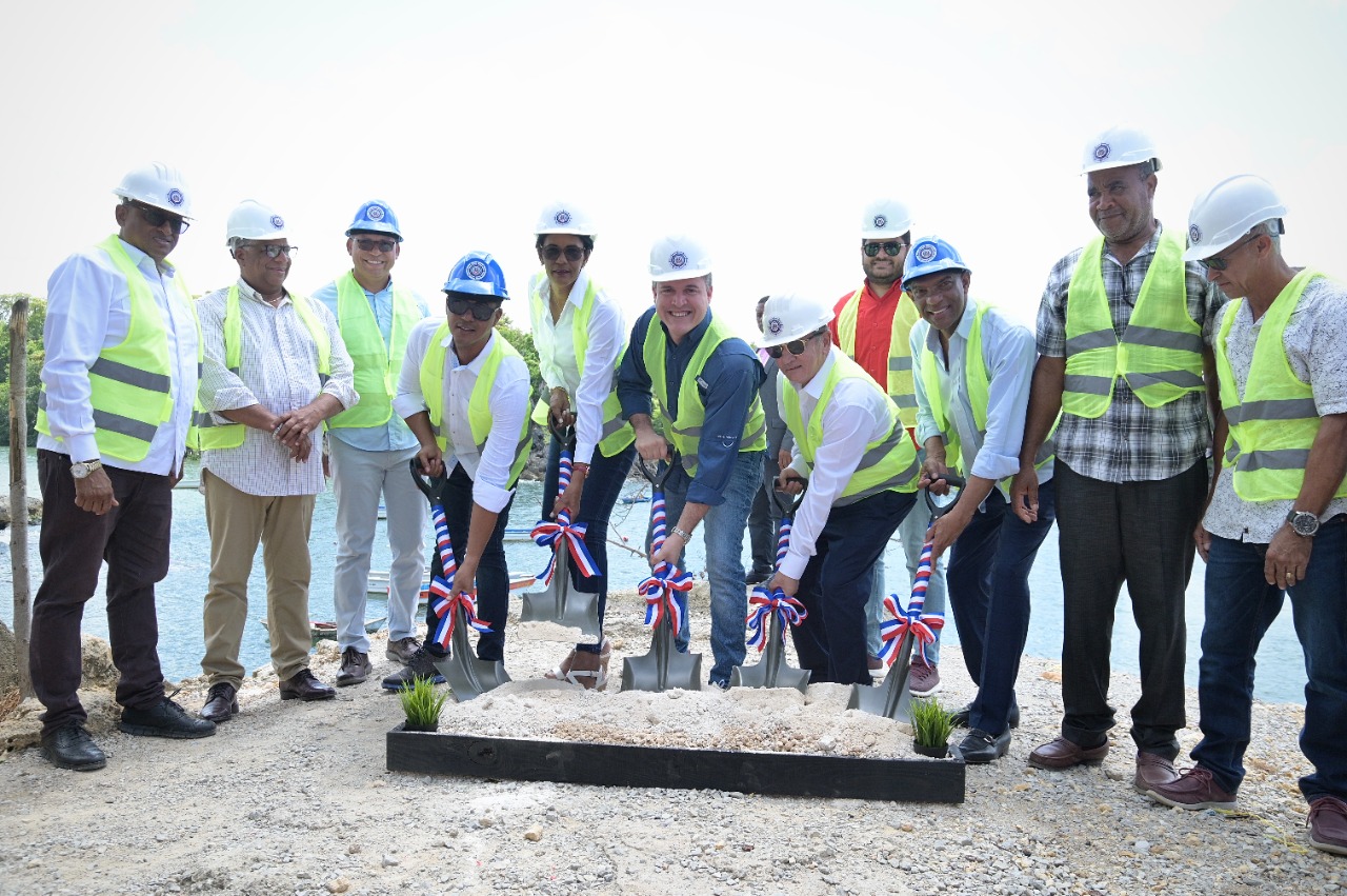 Autoridad Portuaria construirá muelle pesquero en Boca de Yuma