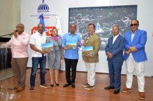 Obras Públicas anuncia inversión de 10 mil millones en Santiago
