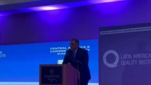Ingeniería Estrella recibe premio a la empresa centroamericana del año 2022