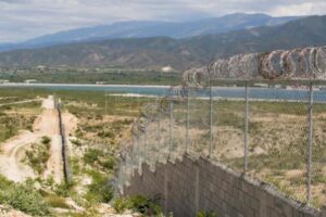 Comandante del Ejercito garantiza seguridad en la frontera con Haití