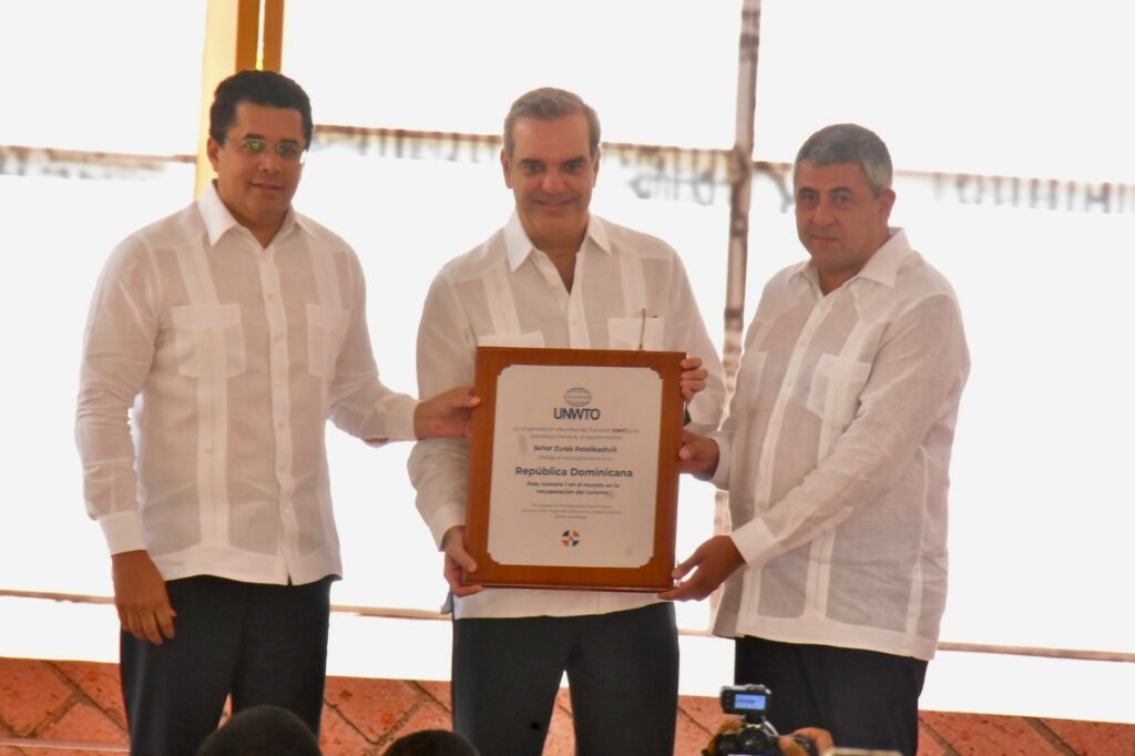 OMT reconoce a RD como país número uno en la recuperación del turismo