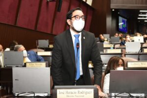 Varios diputados someten resolución para interpelar al director PN