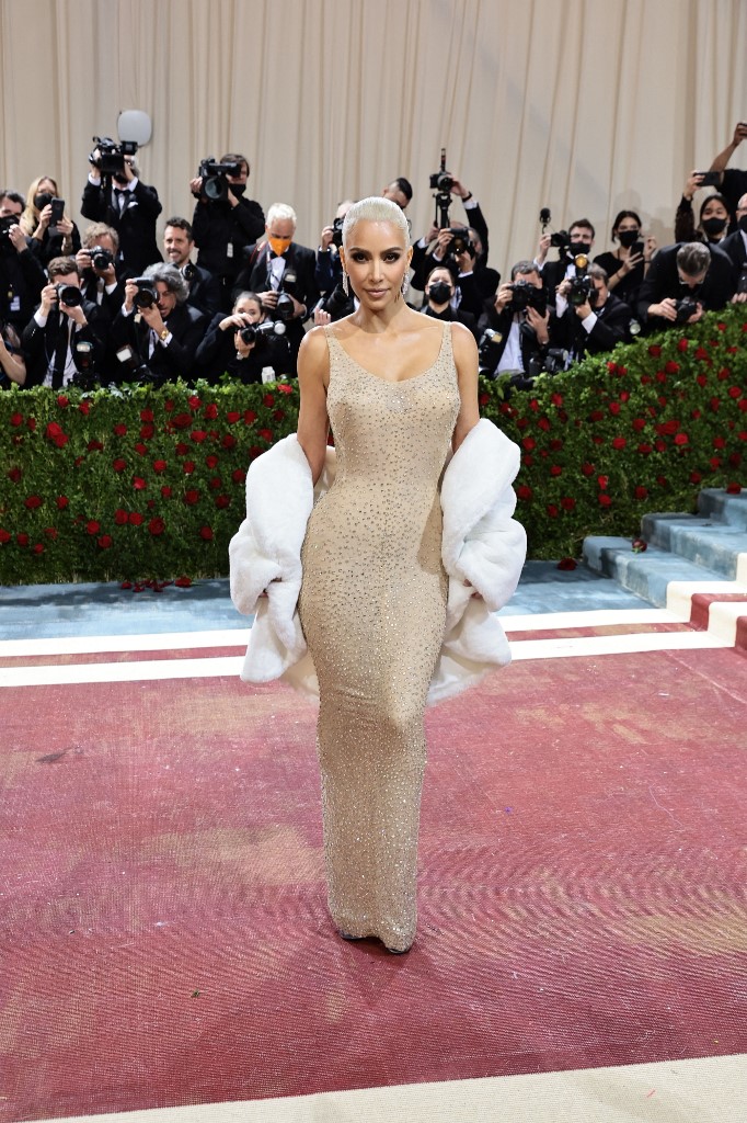 Las celebridades apuestan por el glamour clásico en la Met Gala