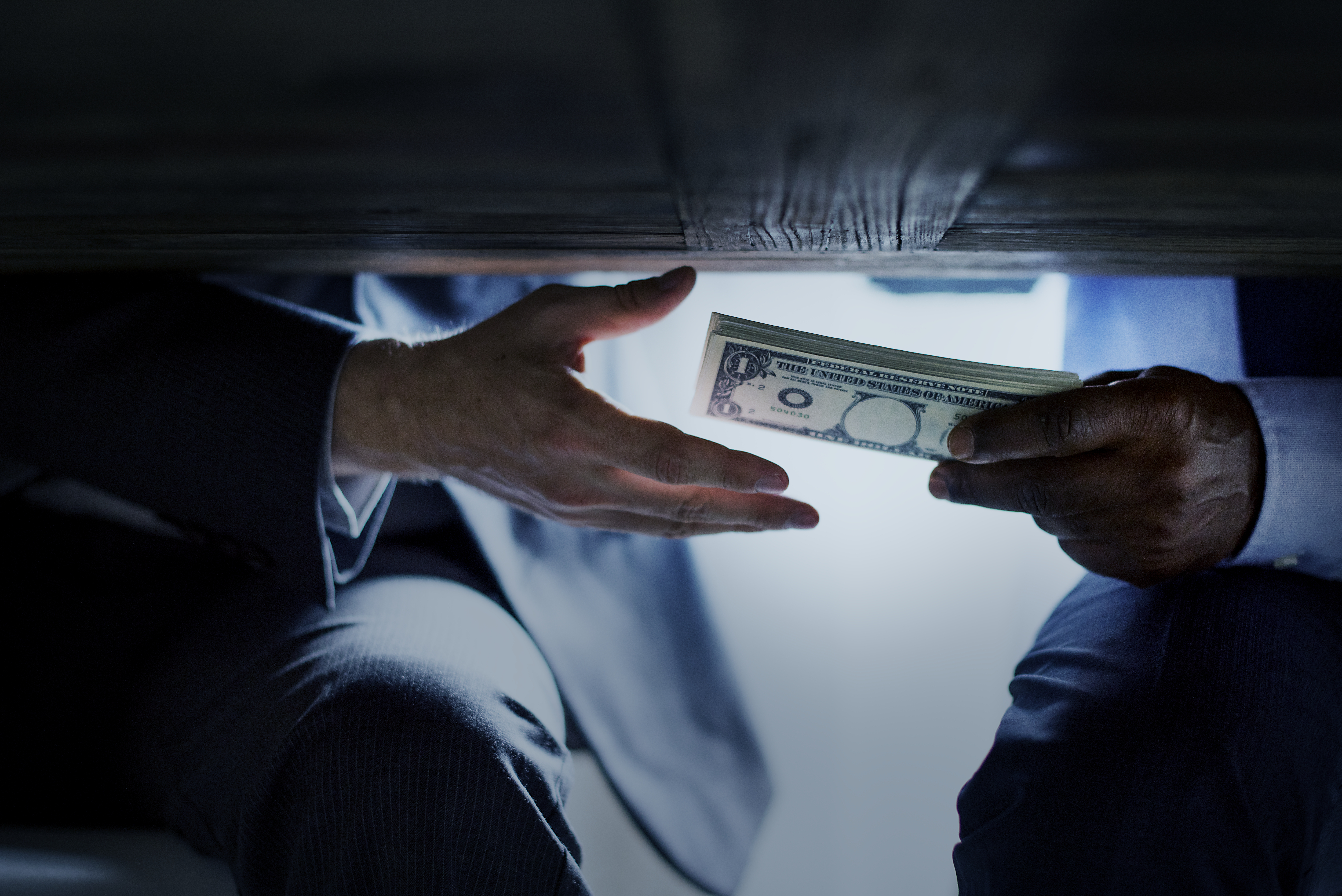 Continúan recolectando firma para la lucha contra la corrupción