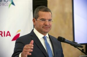 Pierluisi anima a empresas dominicanas a invertir en Puerto Rico