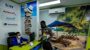 Haitianos destituidos de EEUU promueven vuelos no habituales a América Latina