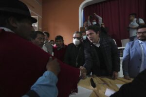 Acuerdo en Ecuador pone fin a los 18 días de huelgas