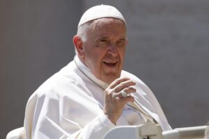 El papa envía sus mejores deseos a la reina Isabel II en el día de su Jubileo
