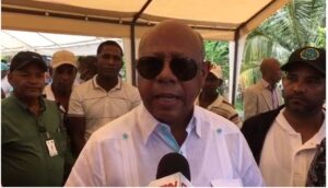 Director del IAD promete títulos de propiedad a productores de Hato Mayor