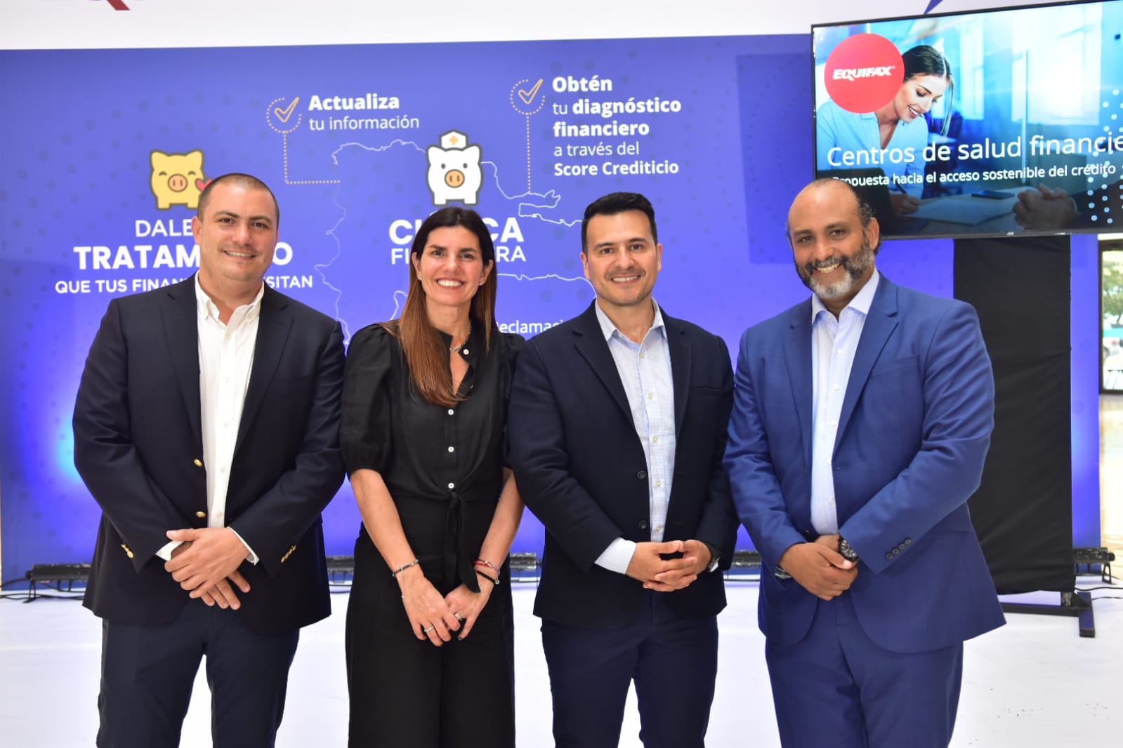 DataCrédito instala sistema de centros de salud financiera en el país