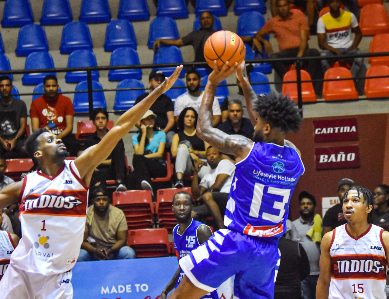 Marineros superan a Indios