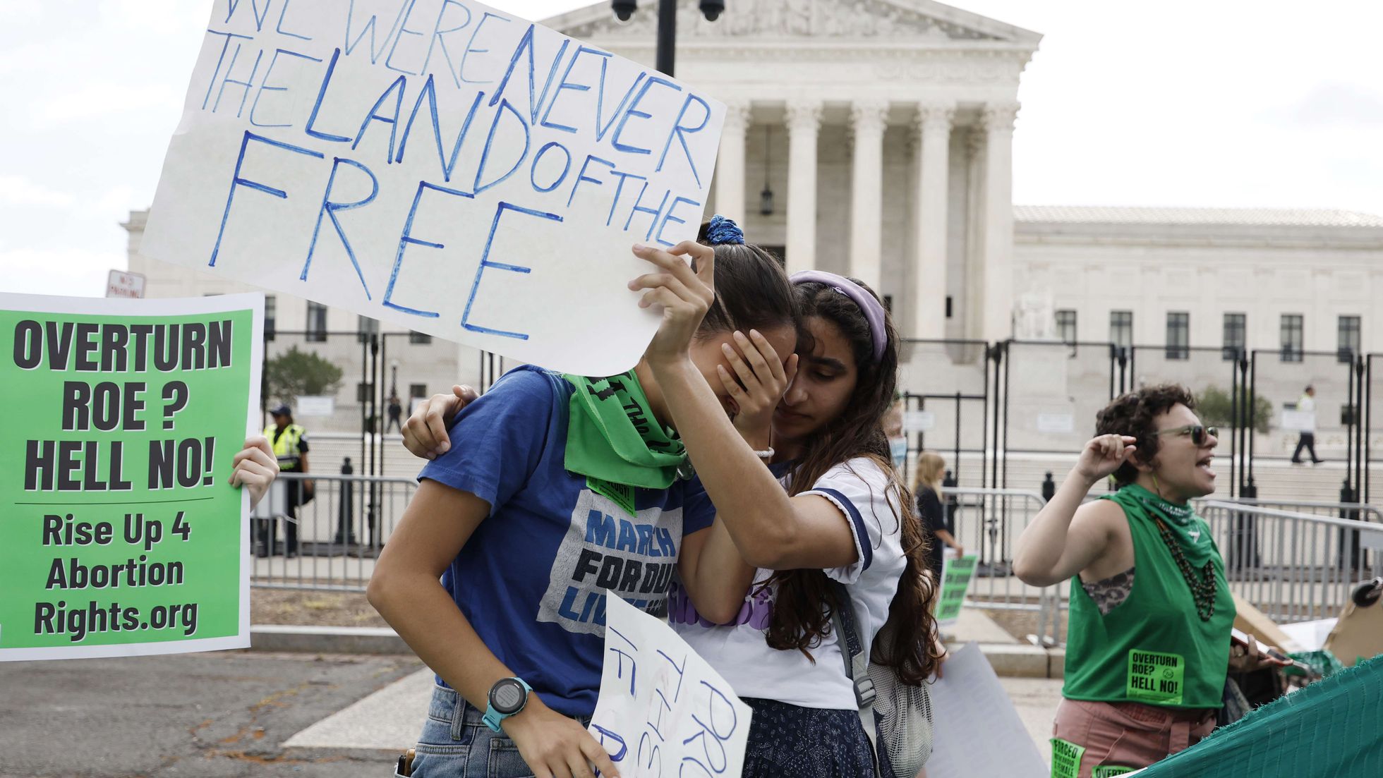 Mujeres demócratas piden que se regule el derecho al aborto a nivel federal