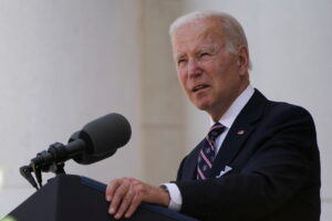 Joe Biden adelantó que EEUU seguirá enviando armas a 