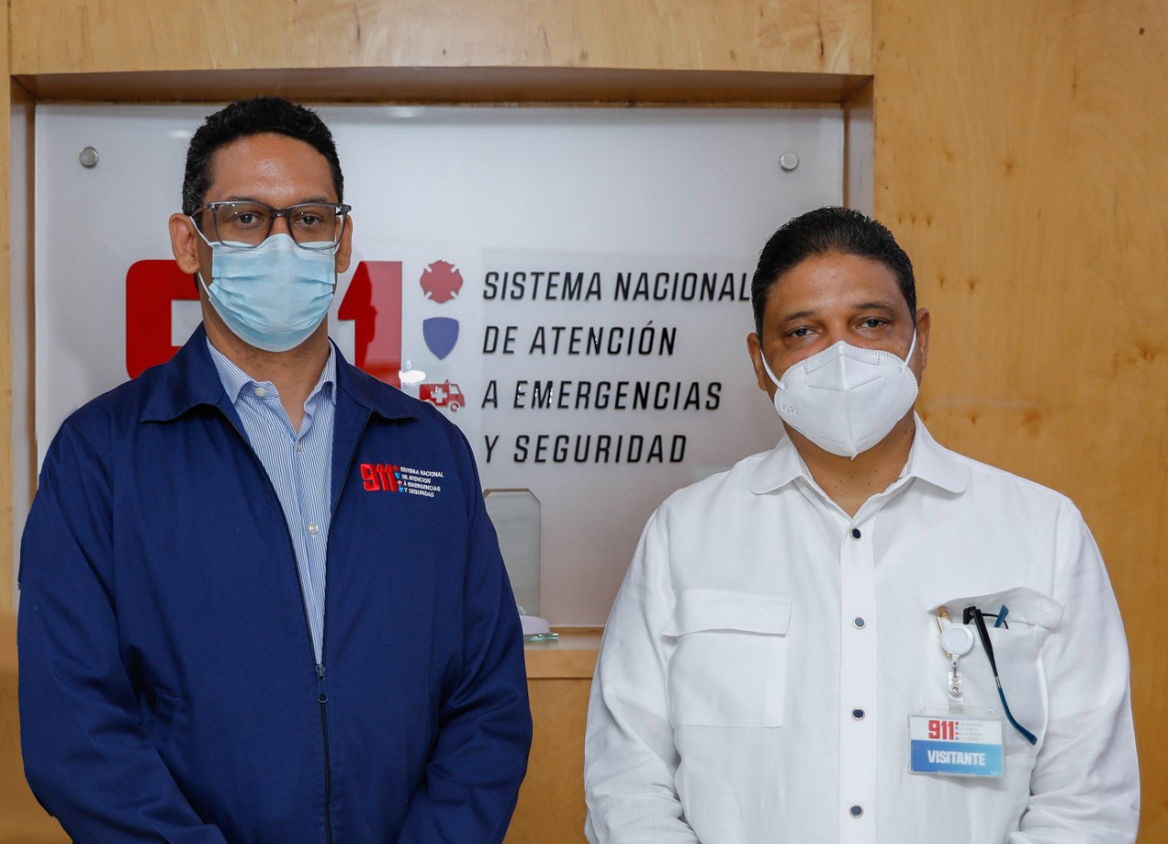 Director ejecutivo del Sistema 9-1-1 felicita al mayor general Juan Manuel Méndez por designación