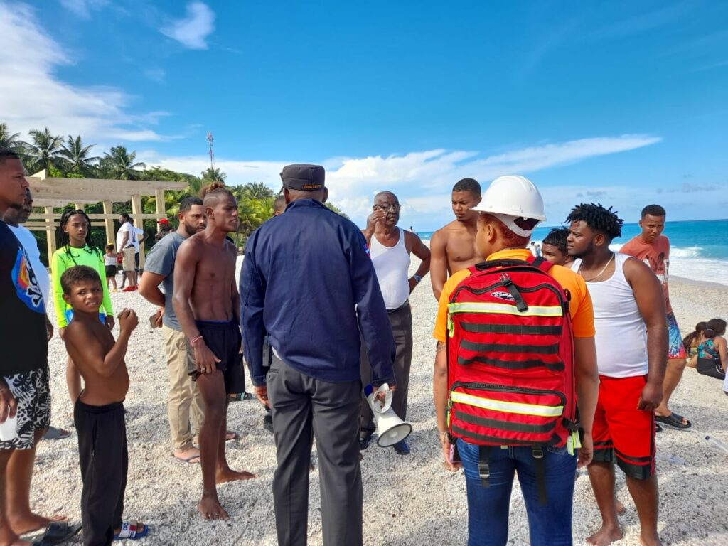 Dos adolescentes muere ahogado en Playa San Rafael y Los Patos de Barahona