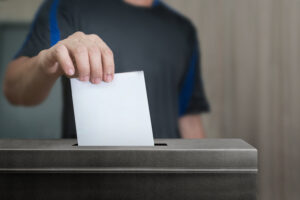 Sentencia Tribunal Constitucional abre posibilidad fusión voto manual con otras tecnologías