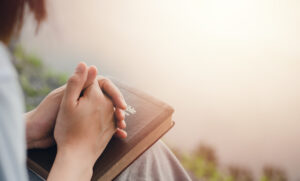 Religiosos llaman a aferrarse a la palabra de Dios para enfrentar ola de violencia