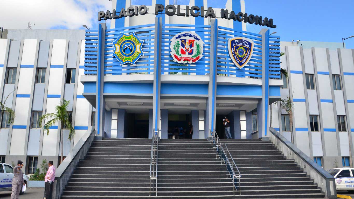 Policía apresa por separado a dos hombres por robo de más de 700 mil pesos
