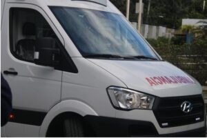 Ambulancias de hospitales de Samaná cobrarían hasta RD$10.000 para trasladar pacientes