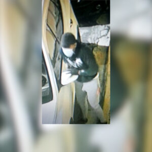El uso generalizado de la mascarilla, un aliado para los delincuentes