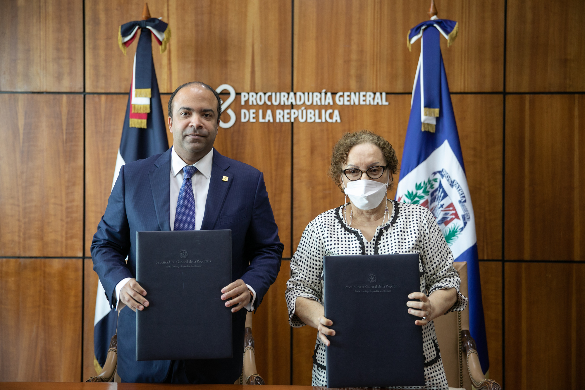Empleados del Ministerio Público podrán acceder a préstamos preferenciales para adquirir viviendas y vehículos