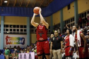 LNB: Leones clasifican a semifinal; Marineros continúan en la lucha