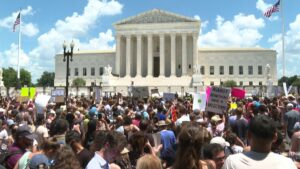 EEUU informa que las farmacias deben garantizar medicamentos para el aborto