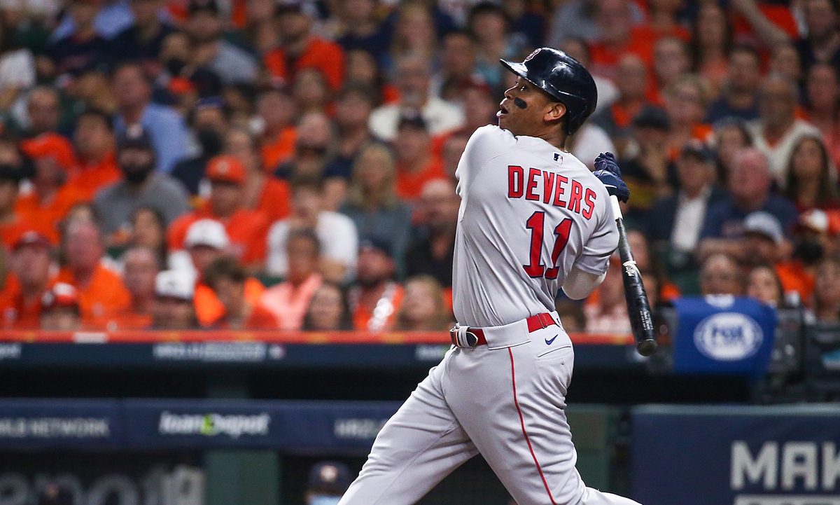 Devers fuera en próximo compromiso frente a Yanquis por lesión en la espalda